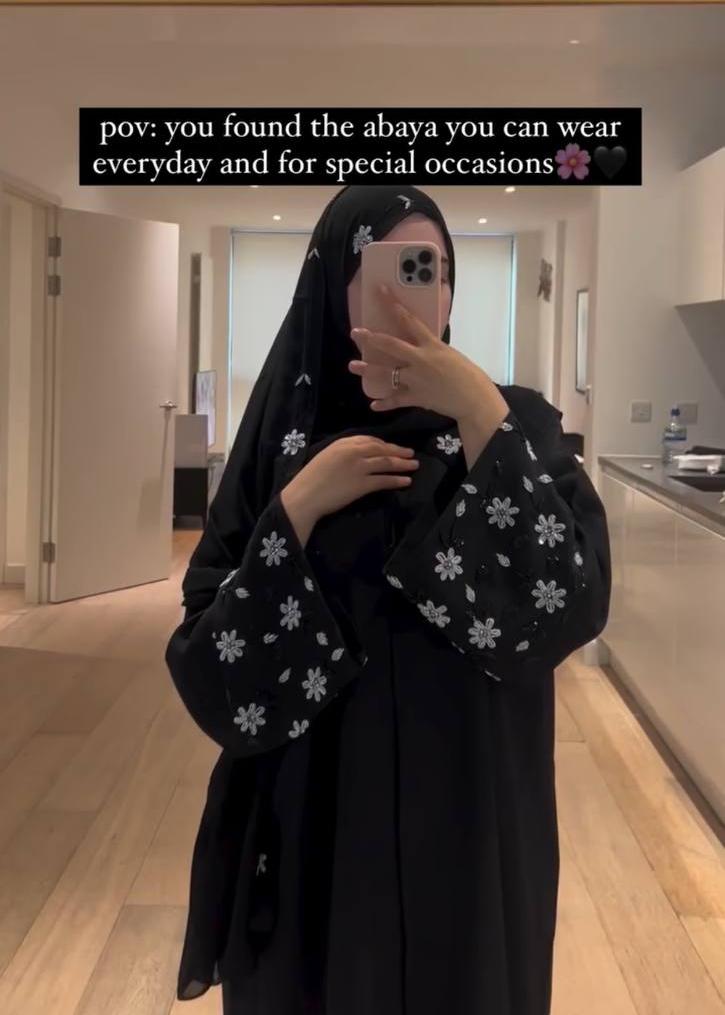 HAYAAT FRONT OPEN ABAYA | BLACK