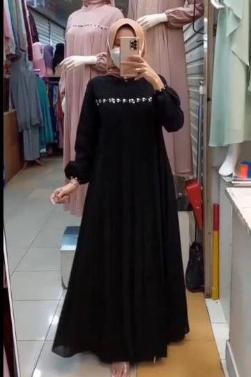 LAYLA PLATES ABAYA | BLACK