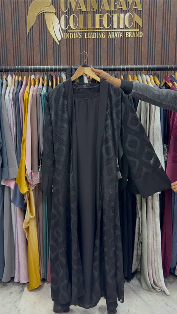 KUBRAH EMBOS DOUBLE SHRUG ABAYA | BLACK